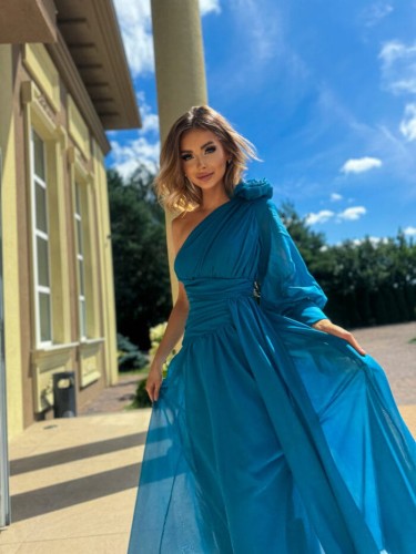 63747