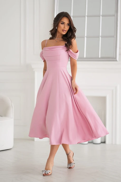 68832