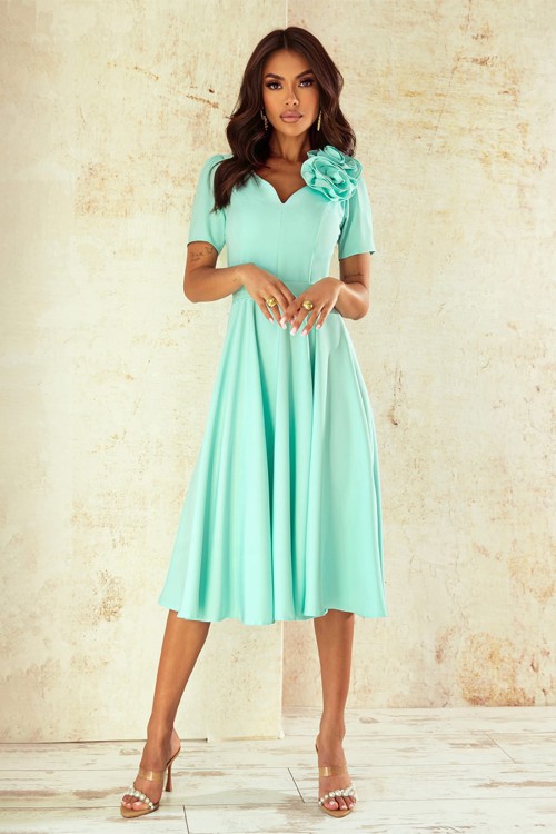 77127